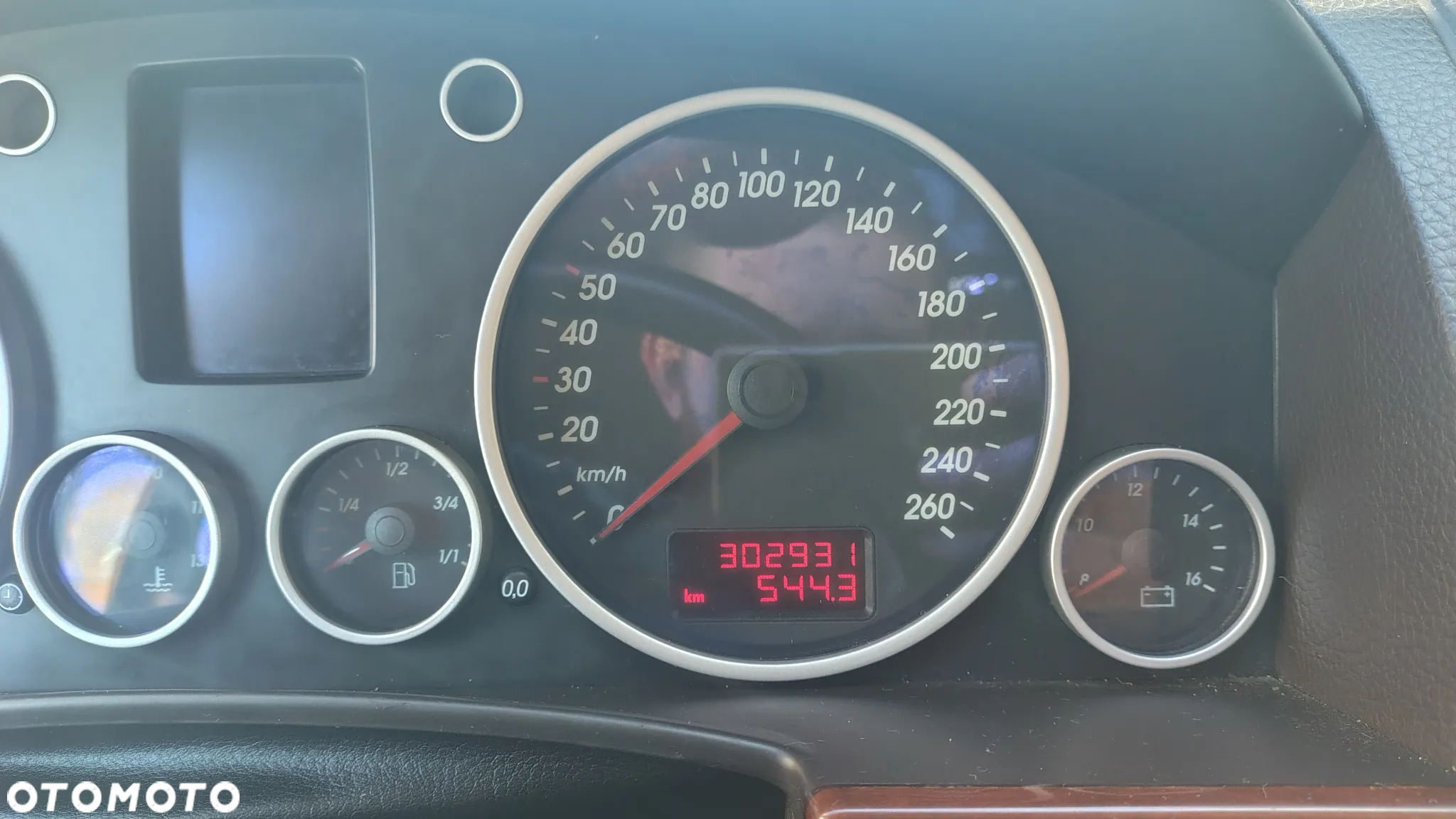 Volkswagen Touareg 2.5 R5 TDI - 16