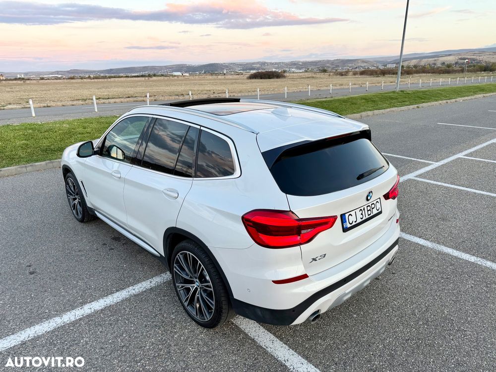BMW X3 xDrive30i Aut. Advantage - 9