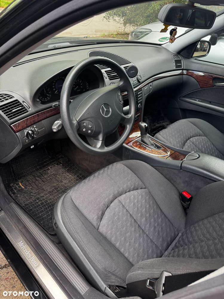Mercedes-Benz Klasa E - 8