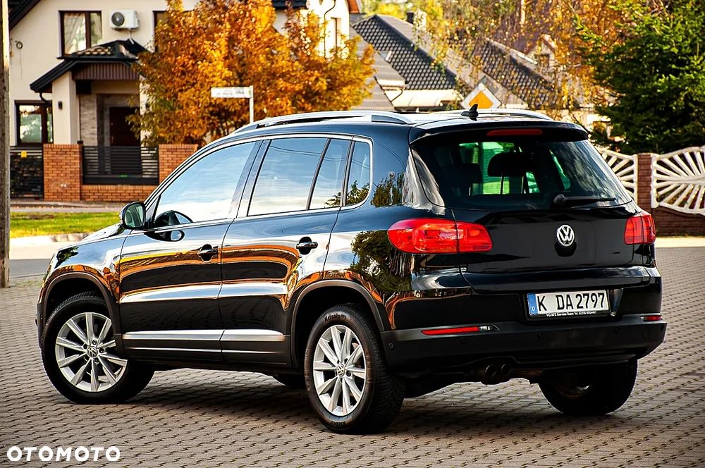 Volkswagen Tiguan 2.0 TDI DPF 4Motion BlueMotion Technology DSG Exclusive - 8