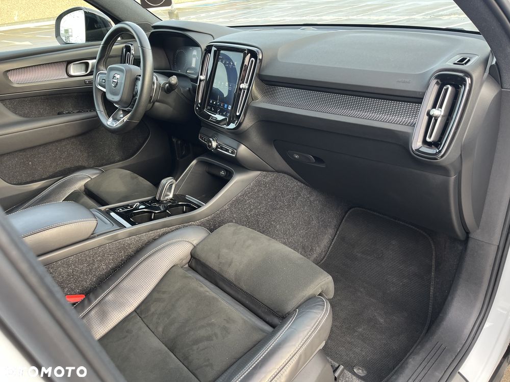 Volvo XC 40 T5 AWD R-Design - 20