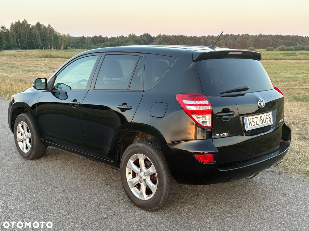 Toyota RAV4 2.0 VVT-i 2010 - 9