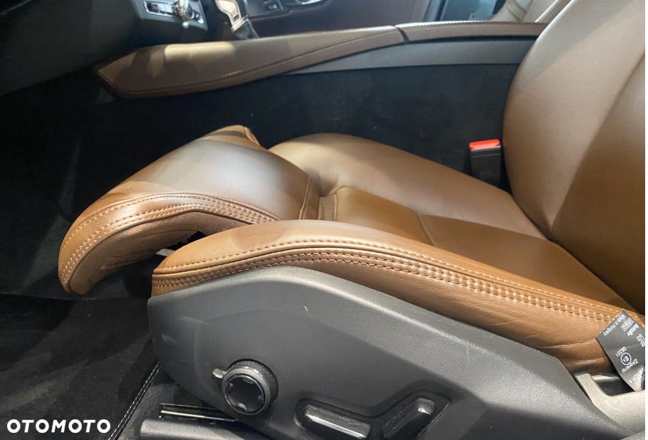 Volvo V90 Cross Country - 5