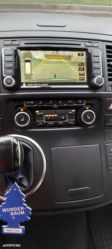 Volkswagen Multivan - 5