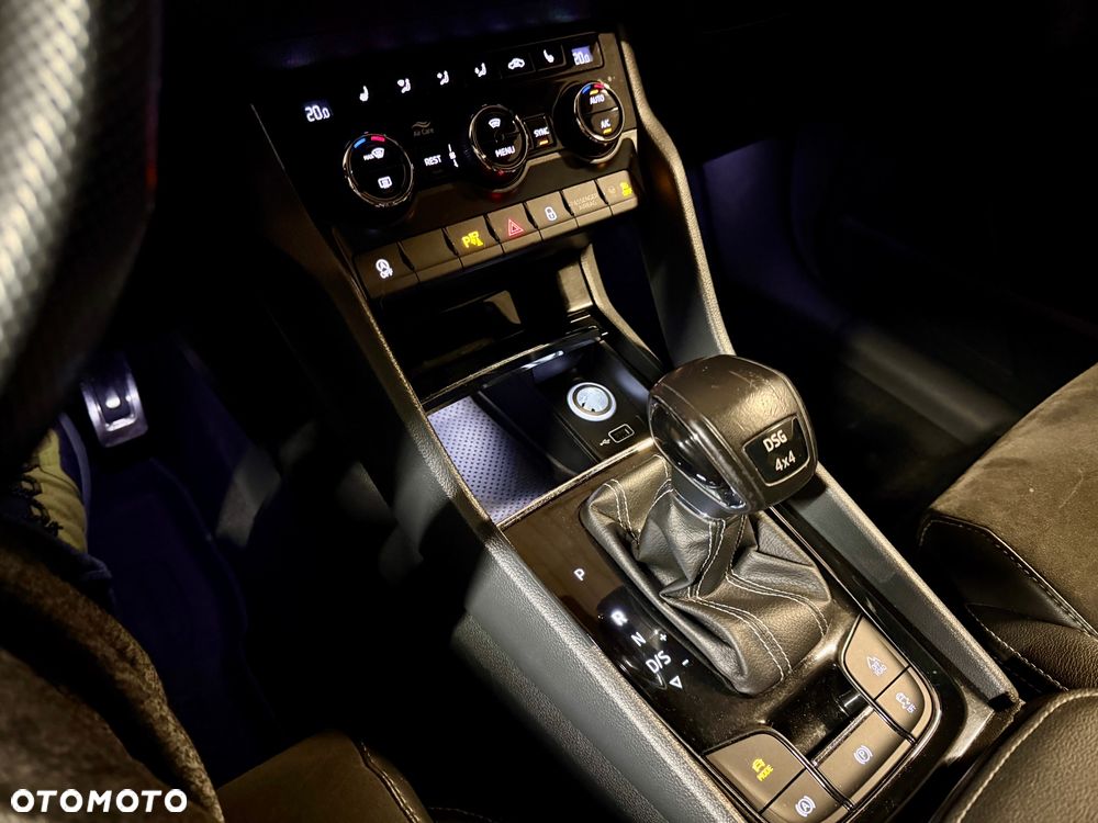 Skoda Kodiaq 2.0 TSI 4x4 Sportline DSG - 20