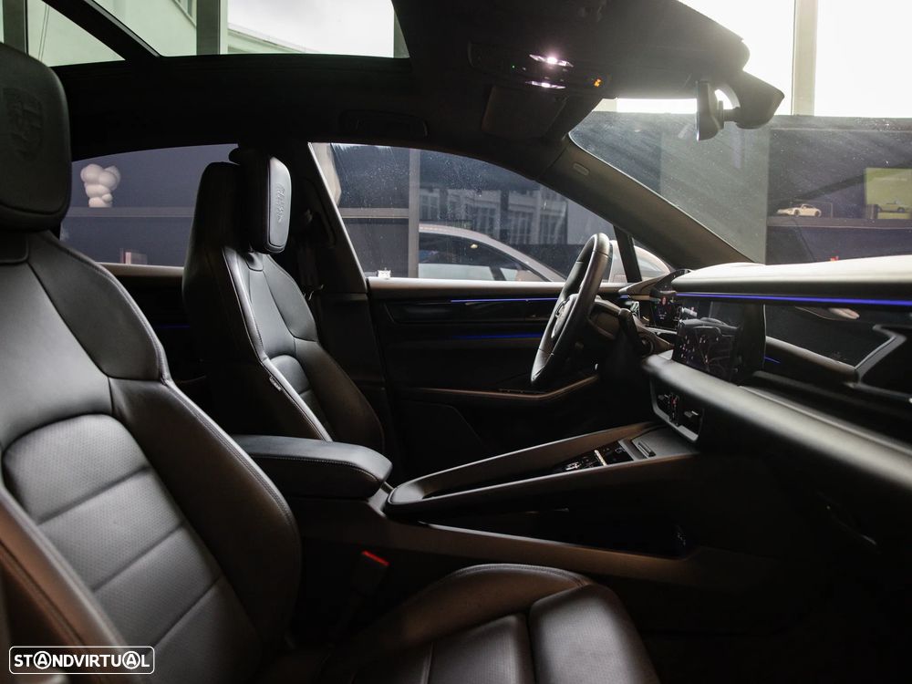 Porsche Macan Electric 4 - 40