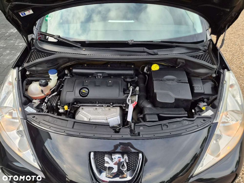 Peugeot 207 - 26