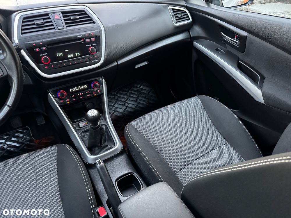 Suzuki SX4 S-Cross 1.6 VVT 4x2 limited+ - 27