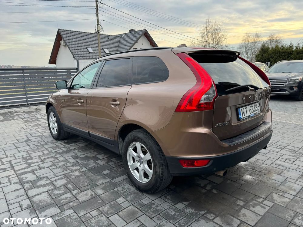 Volvo XC 60 - 8