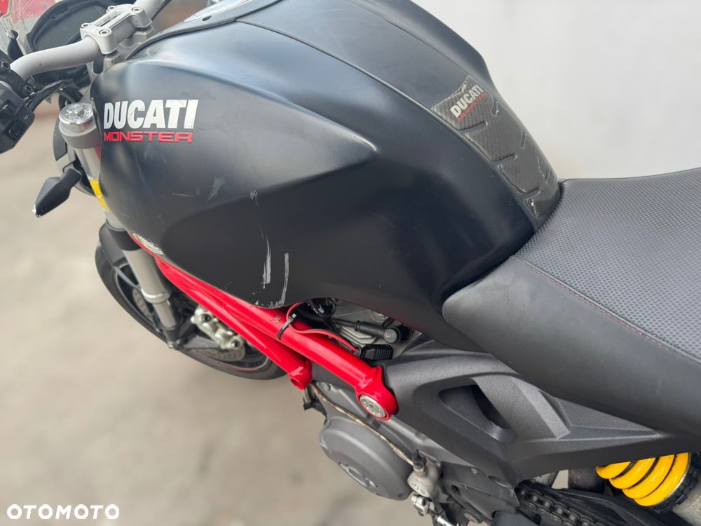Ducati Monster - 23