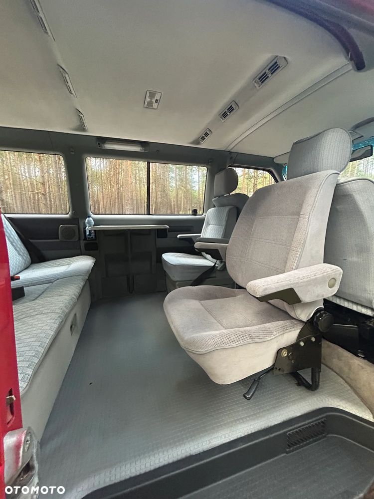Volkswagen Multivan Standard - 5