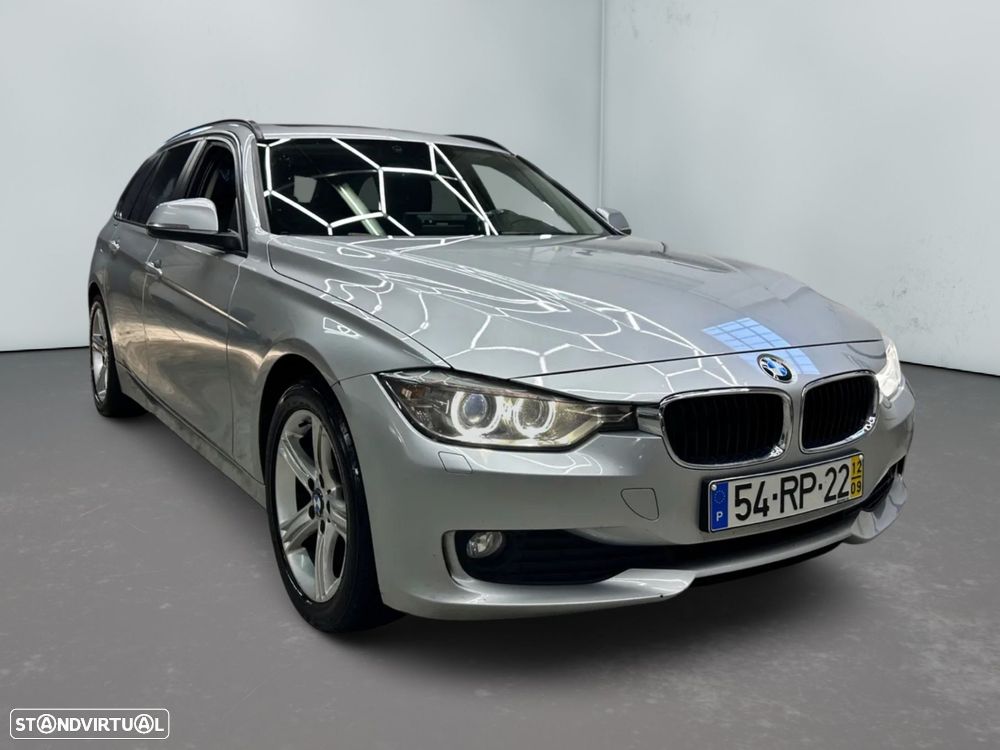 BMW 320 d Touring Auto Exclusive - 3