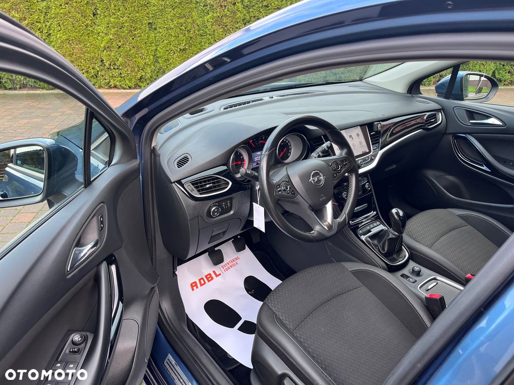 Opel Astra - 9
