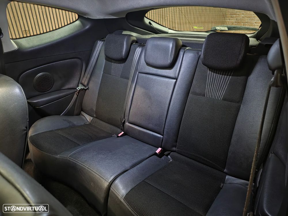 Renault Mégane Coupe 1.5 dCi Dynamique S - 12