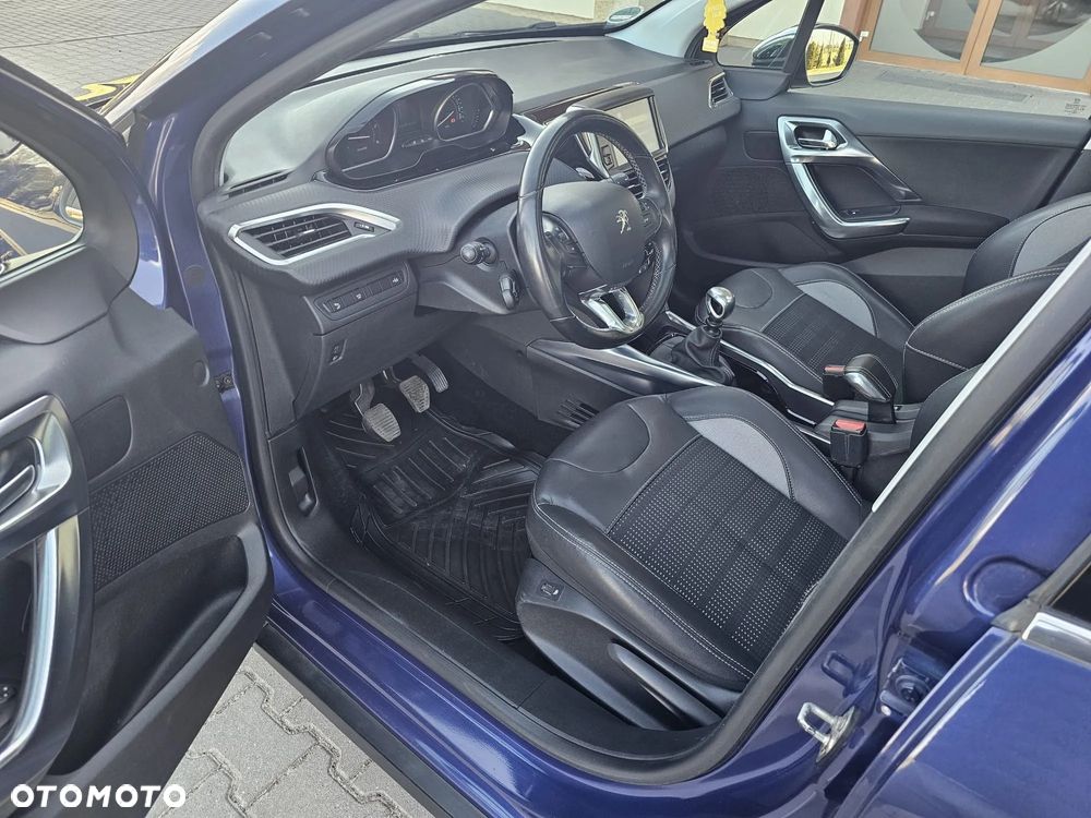 Peugeot 2008 e-HDi FAP 115 STOP & START Allure - 27