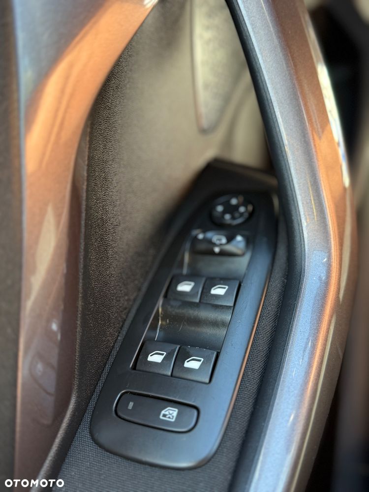 Peugeot 2008 1.4 HDi Active - 25