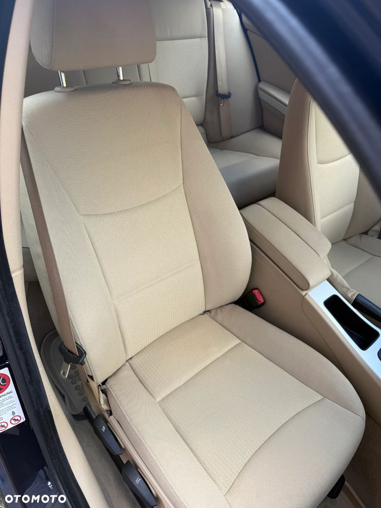 BMW Seria 3 - 24