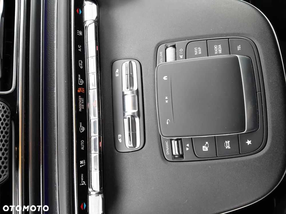 Mercedes-Benz EQV 300 90kWh - 11