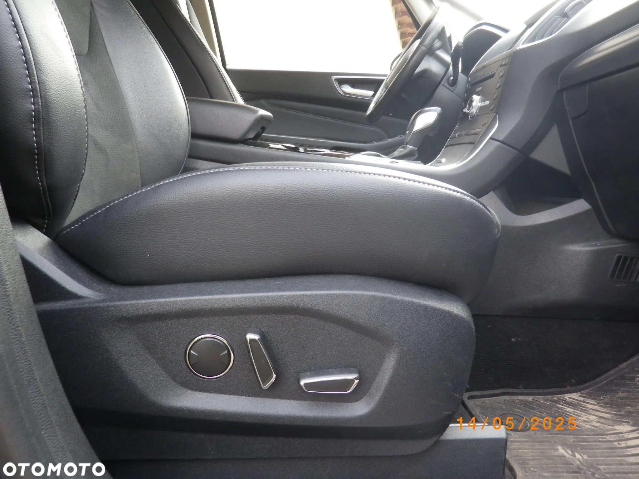 Ford S-Max 2.0 TDCi 4WD Titanium PowerShift - 21