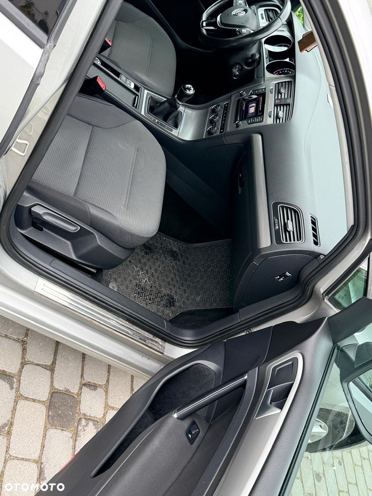 Volkswagen Golf 1.4 TSI BMT Comfortline - 7