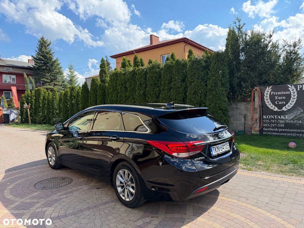 Hyundai i40 1.7 CRDi Comfort + - 19