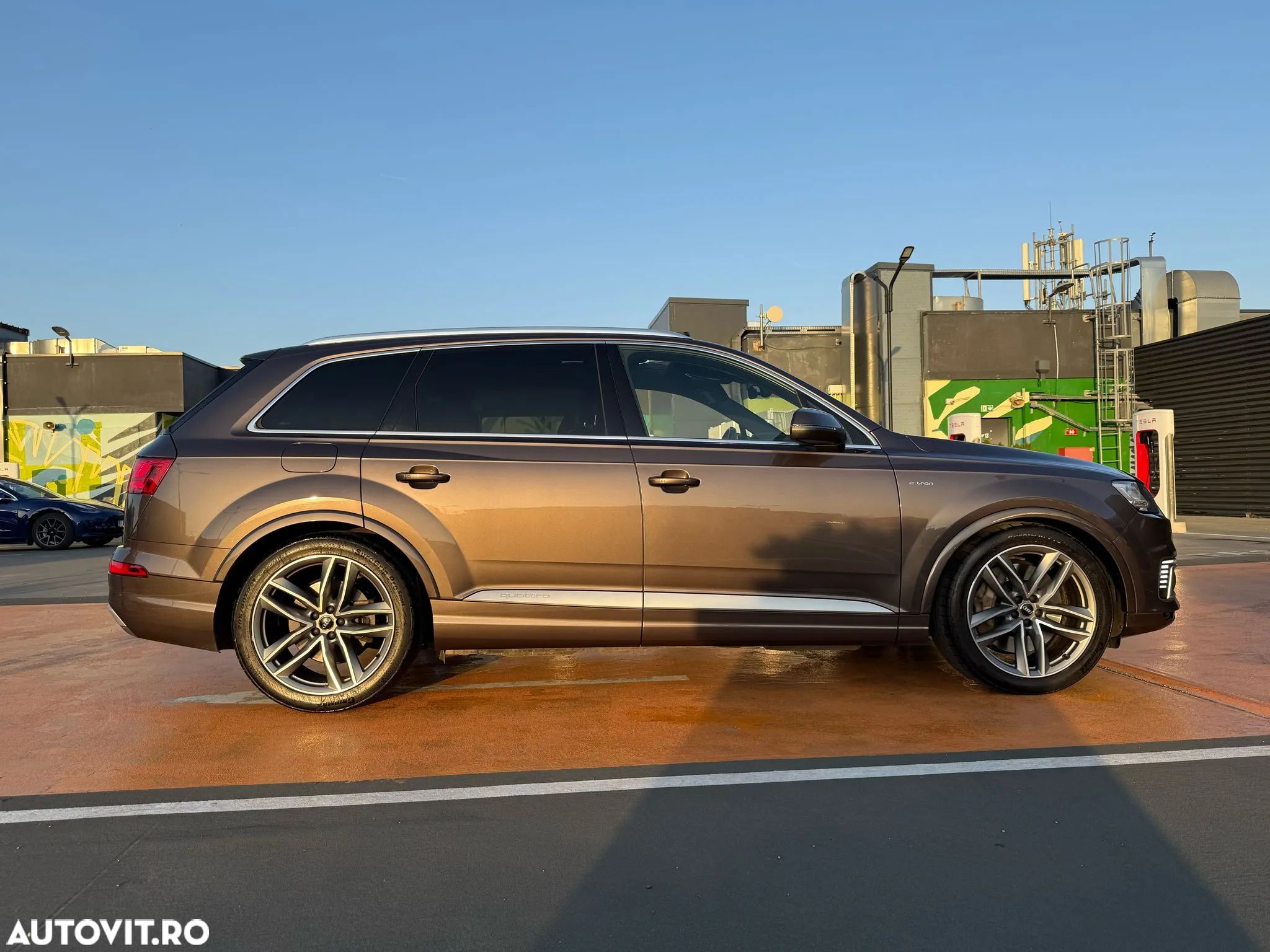 Audi Q7 - 1