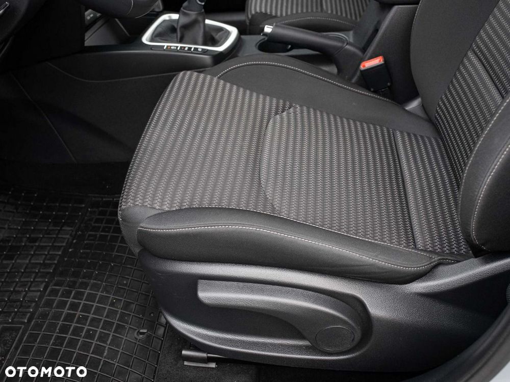 Kia Ceed 1.5 T-GDI M - 10