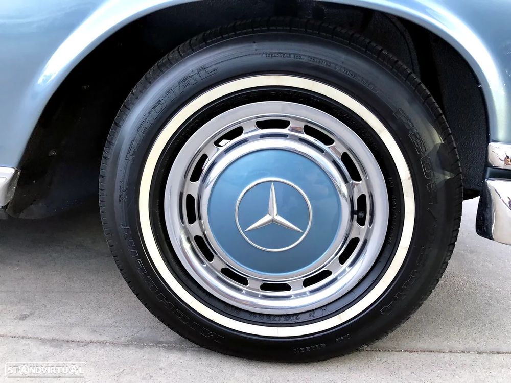 Mercedes-Benz 280 - 34
