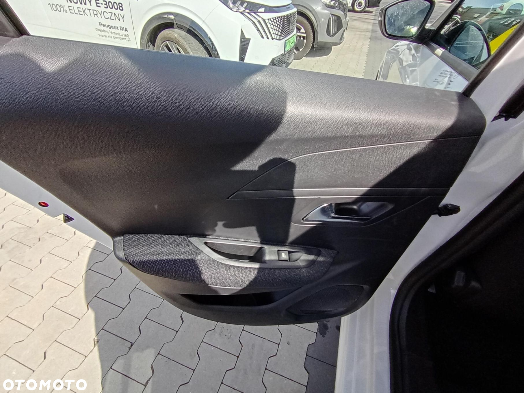Peugeot 208 1.2 PureTech Style S&S - 17
