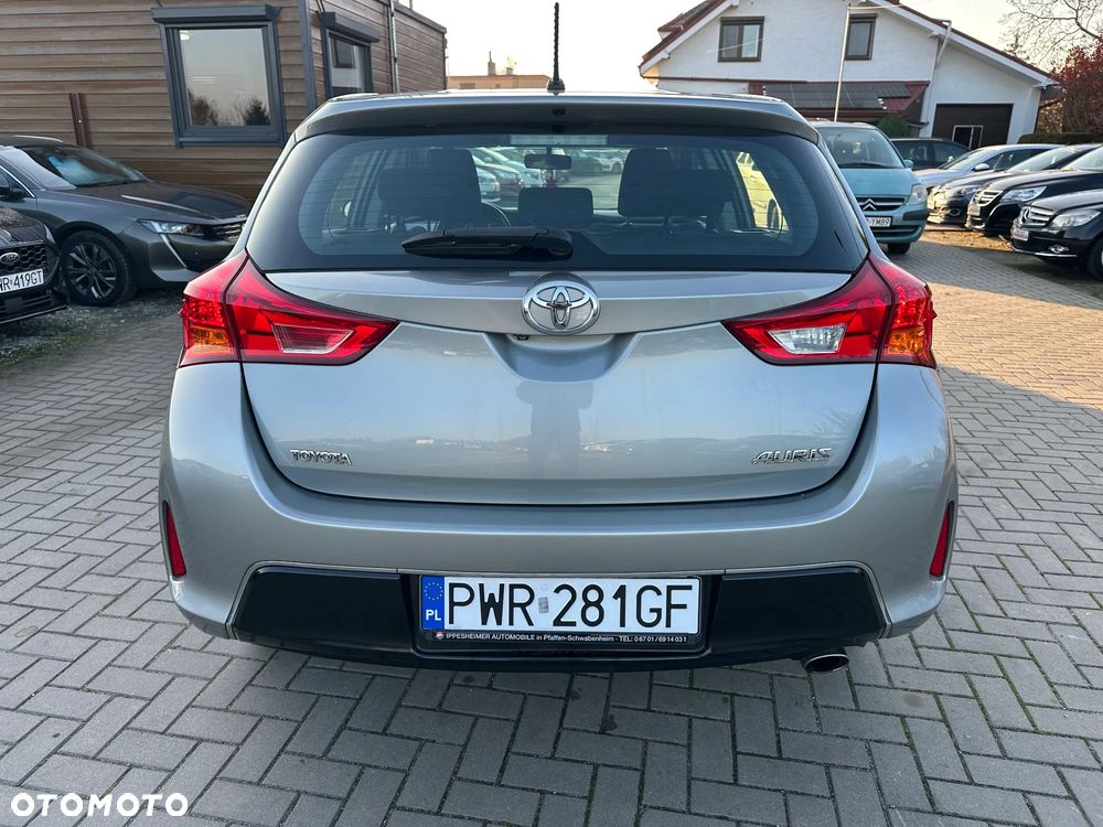 Toyota Auris - 34