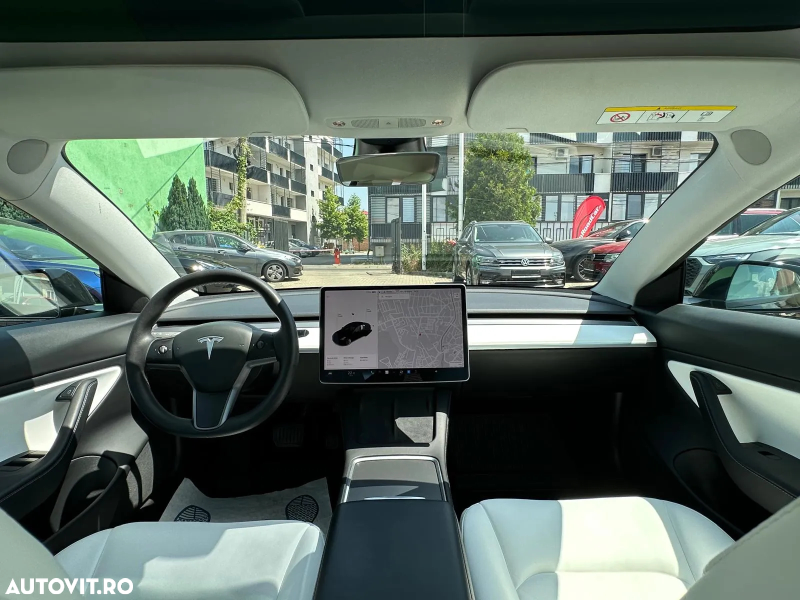 Tesla Model 3 Standard Reichweite Plus Hinterradantrieb - 3