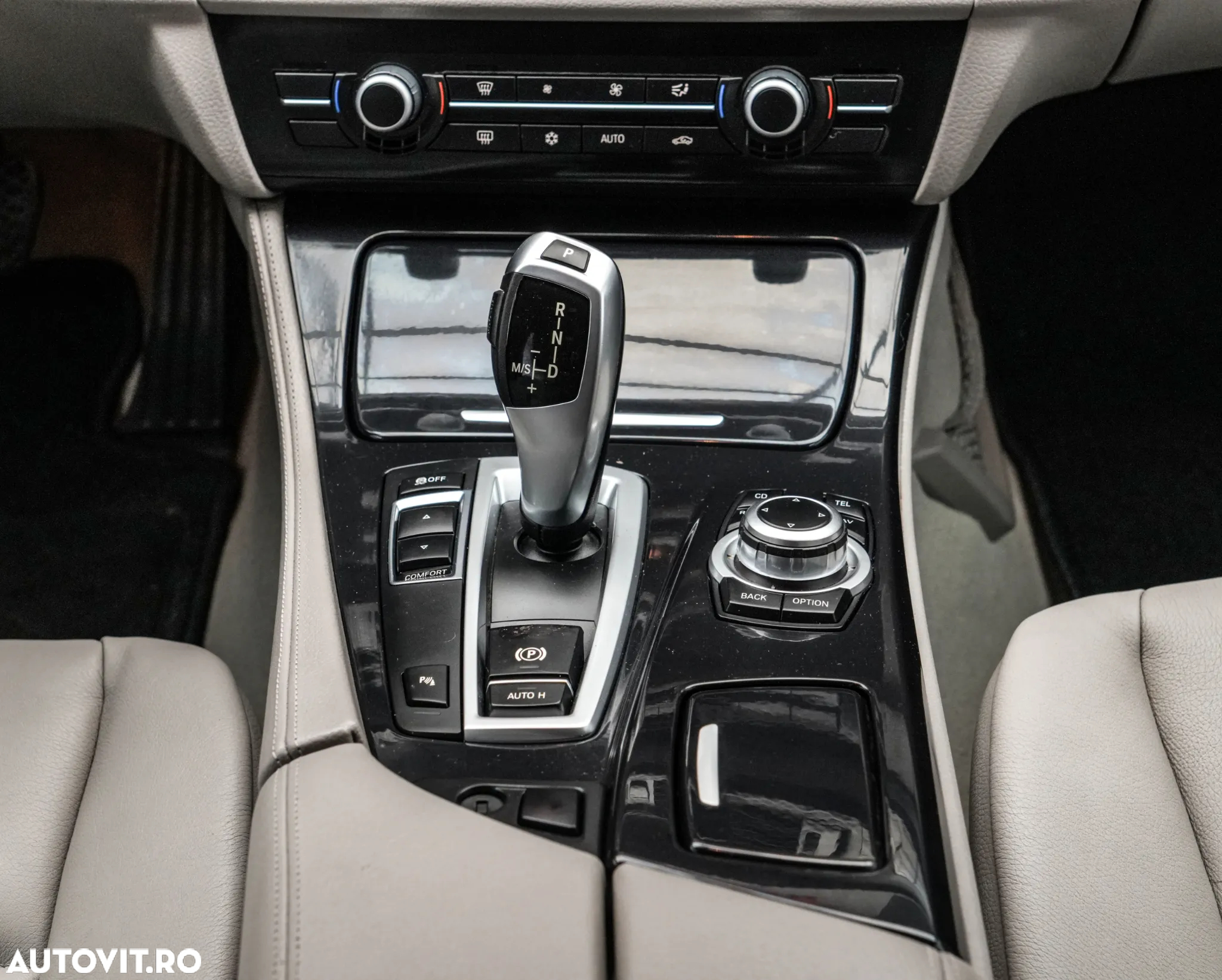 BMW Seria 5 525d xDrive - 19