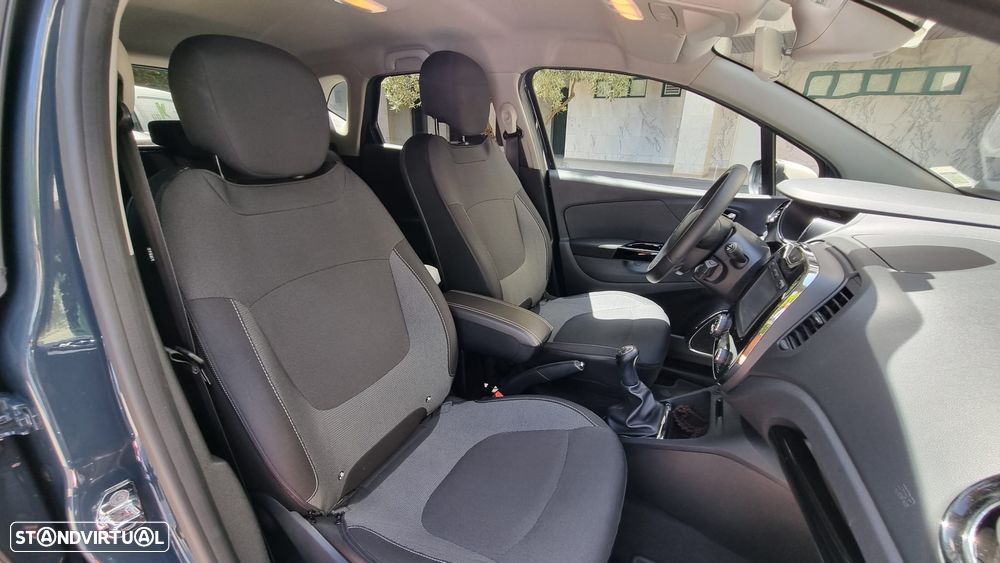 Renault Captur 0.9 TCE - 6