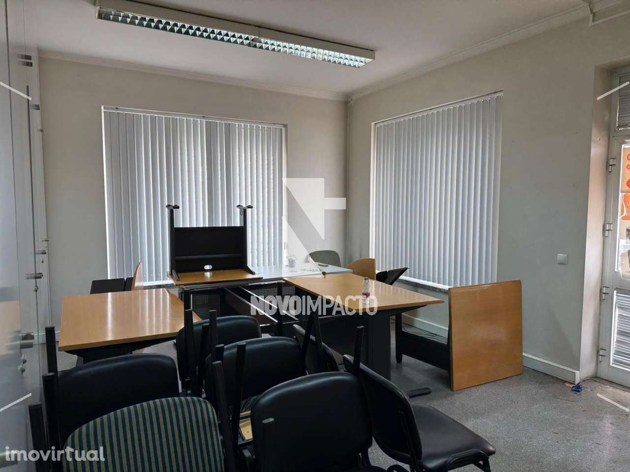 Loja com potencial para habitação no centro do Montijo | 201 m² | 3... - Grande imagem: 4/23