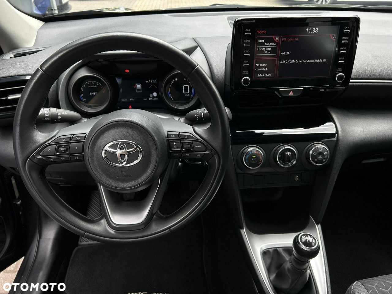 Toyota Yaris Cross - 15
