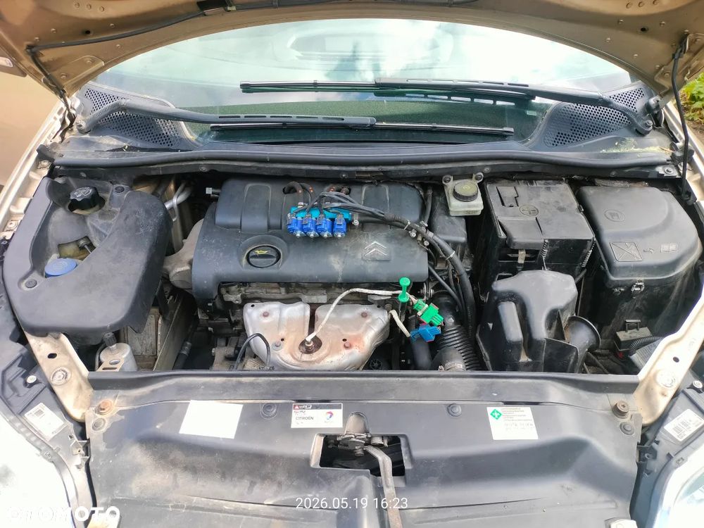 Citroën C4 1.4 16V SX - 9