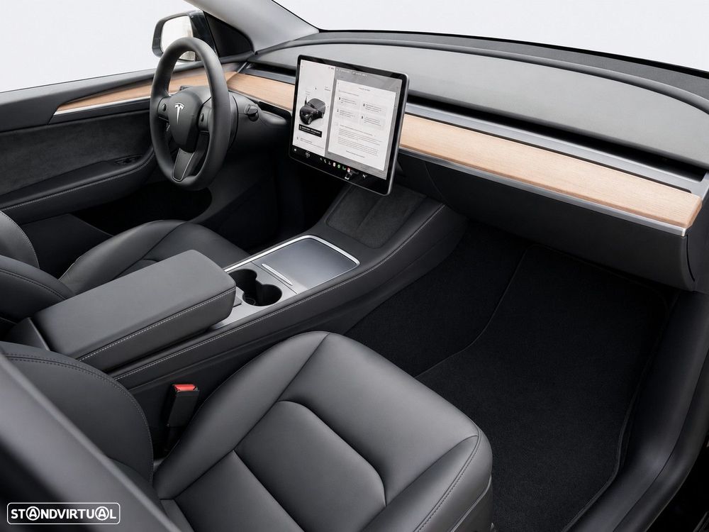 Tesla Model Y Standard - 11