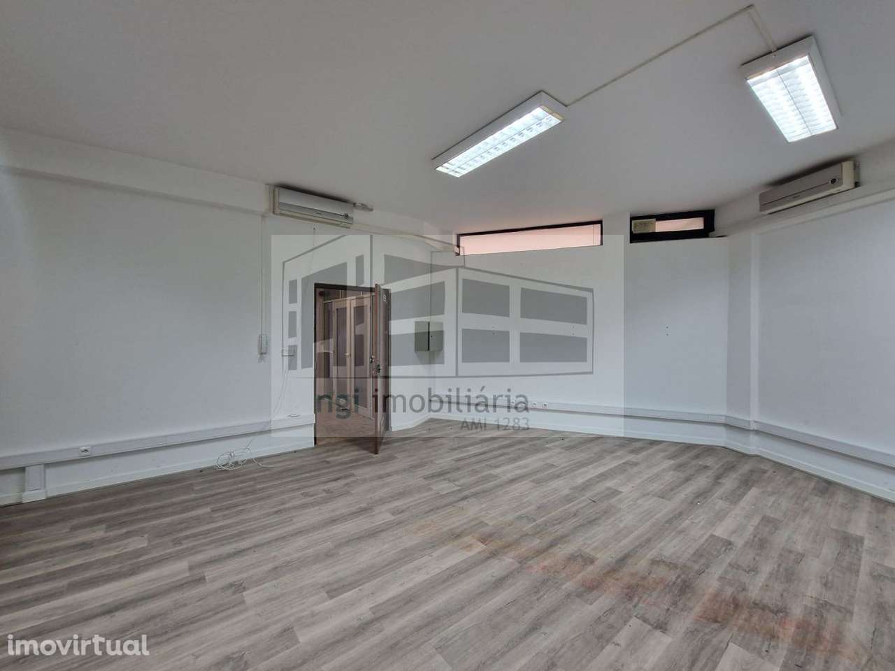 Espaço Multifuncional em Linda a Velha - Oeiras - Grande imagem: 4/16