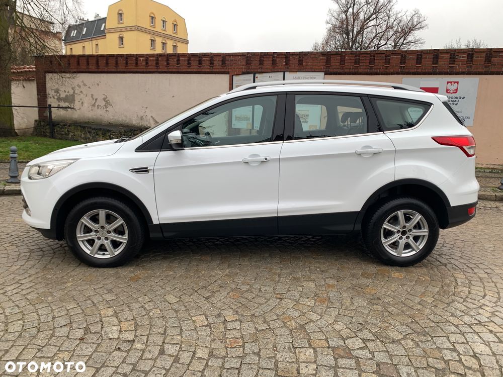 Ford Kuga 2.0 TDCi 2x4 Titanium - 3