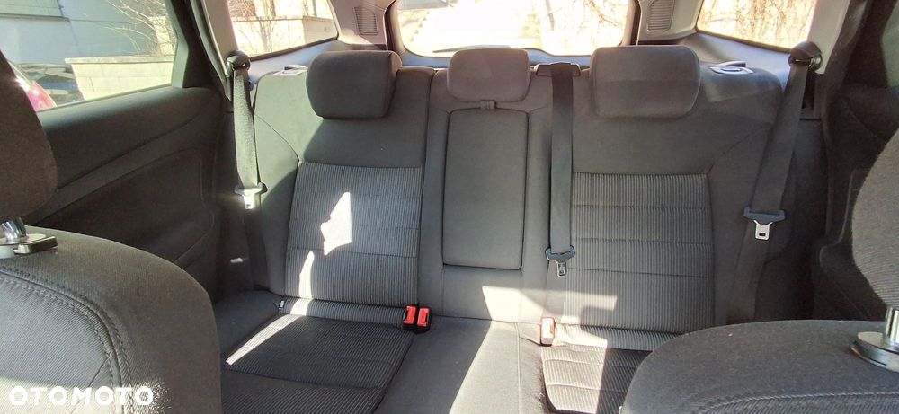 Ford Mondeo 1.8 TDCi Titanium - 16