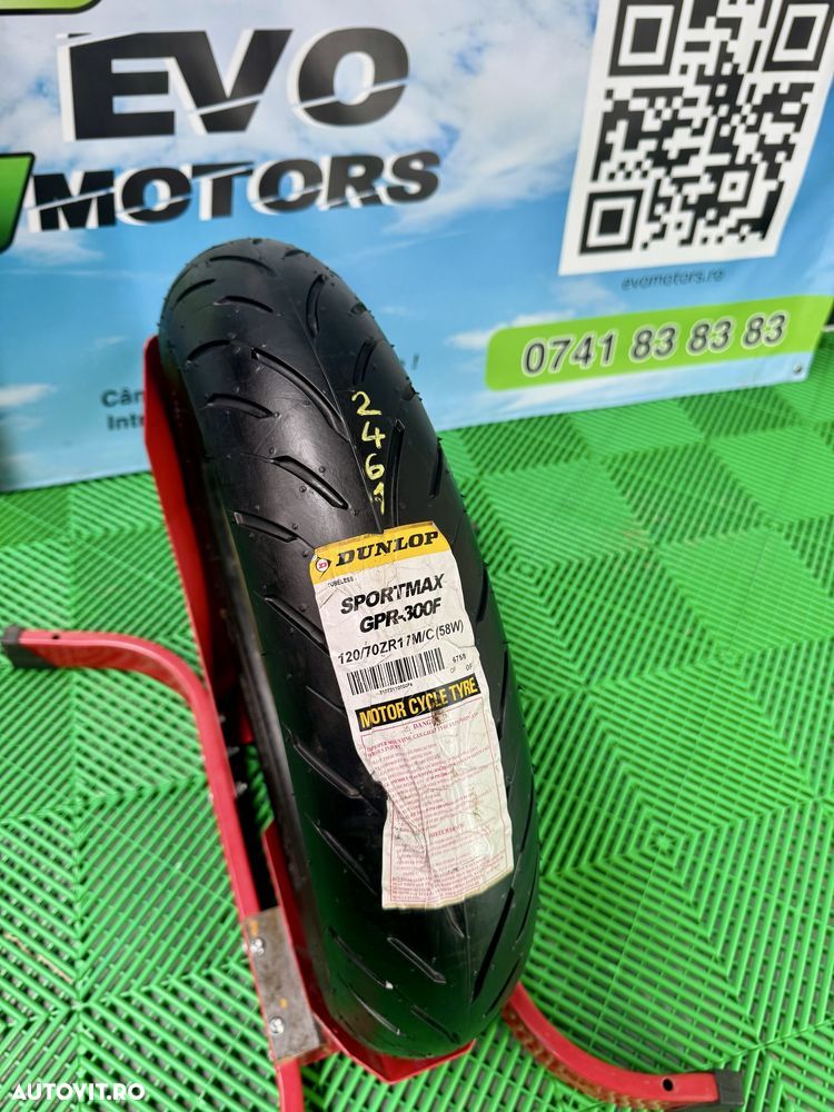 Anvelopa Moto 120 70 17 Dunlop GPR 300 NOUA 2022 Cauciuc Fata C2461 - 2