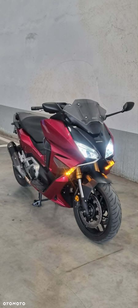 Honda NSS - 12