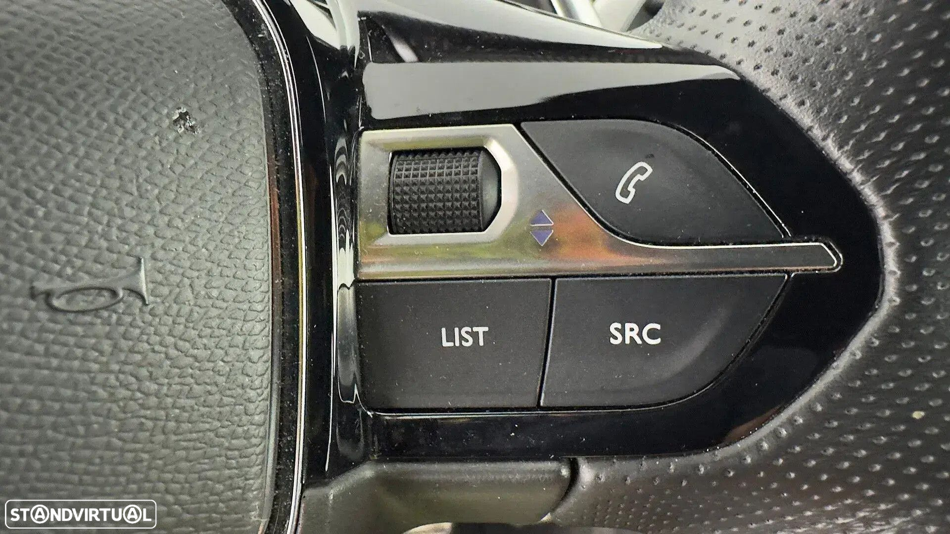 Peugeot 3008 1.6 Hybrid GT e-EAT8 - 37