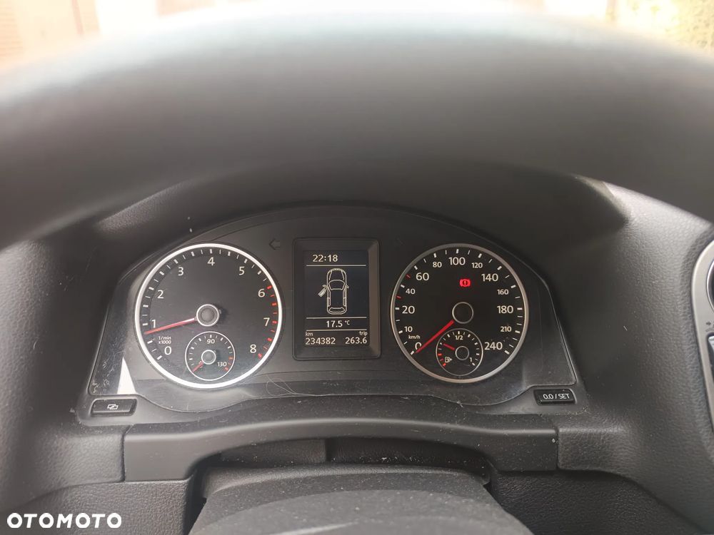 Volkswagen Tiguan - 6