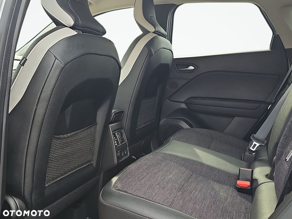 Renault Captur - 23