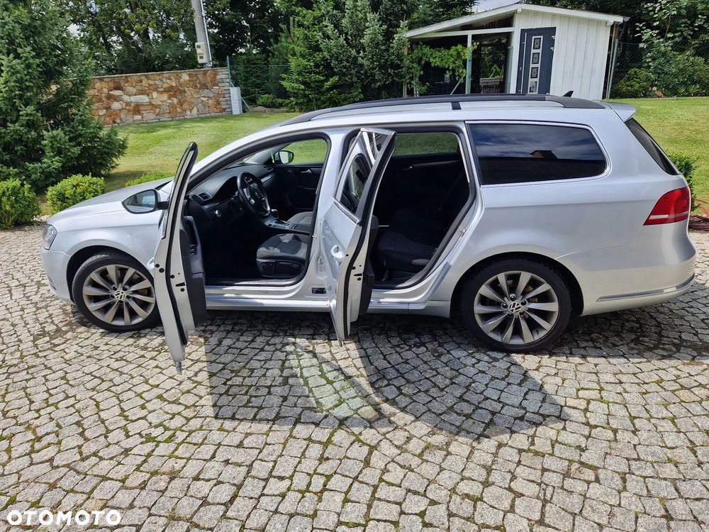 Volkswagen Passat 2.0 TDI Comfortline DSG - 8