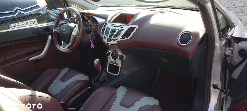 Ford Fiesta 1.4 Trend - 7