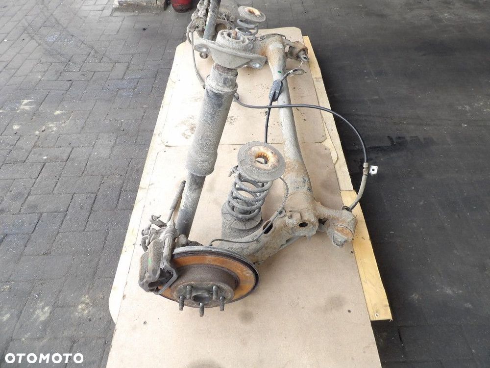 OPEL MOKKA TYLNA BELKA - 2