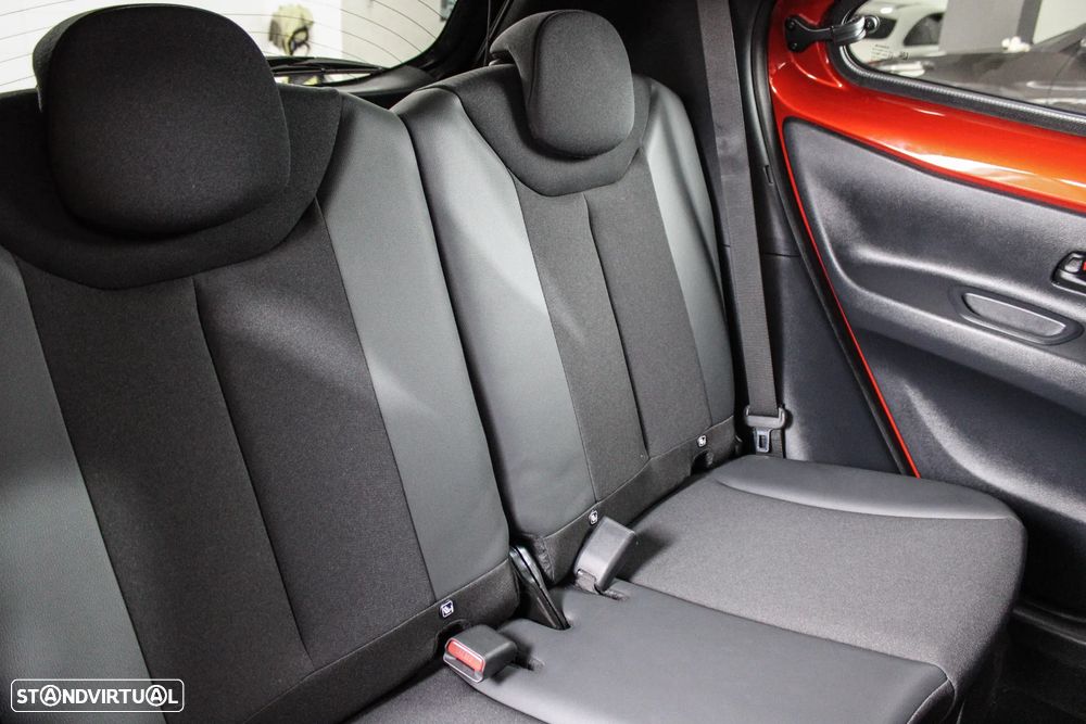 Toyota Aygo X 1.0 Envy CVT - 19