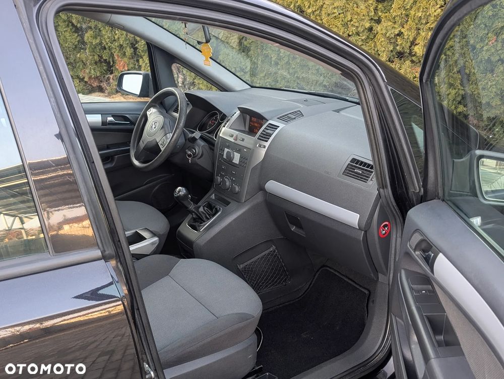 Opel Zafira 1.9 CDTI Essentia - 8